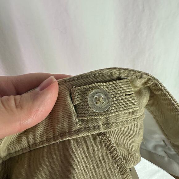 Old Navy NWT Set of 2 Girl's 14 Tan Khaki & Bermuda Chino Shorts 100% Cotton - Picture 8 of 8